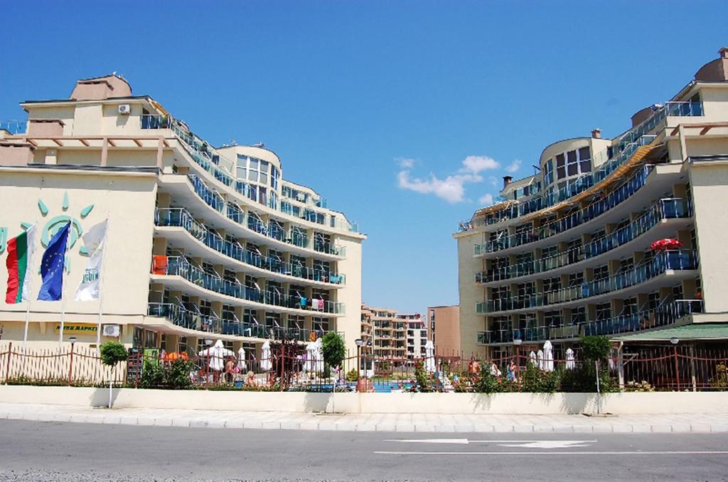 Julia Family - Menada Apartments Sunny Beach Ngoại thất bức ảnh