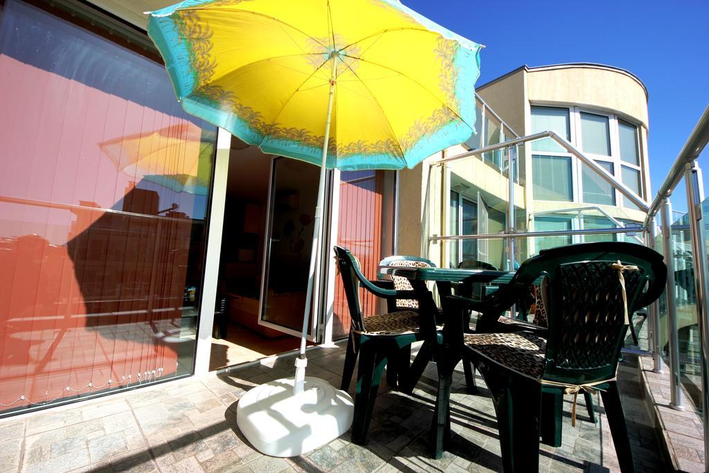 Julia Family - Menada Apartments Sunny Beach Phòng bức ảnh