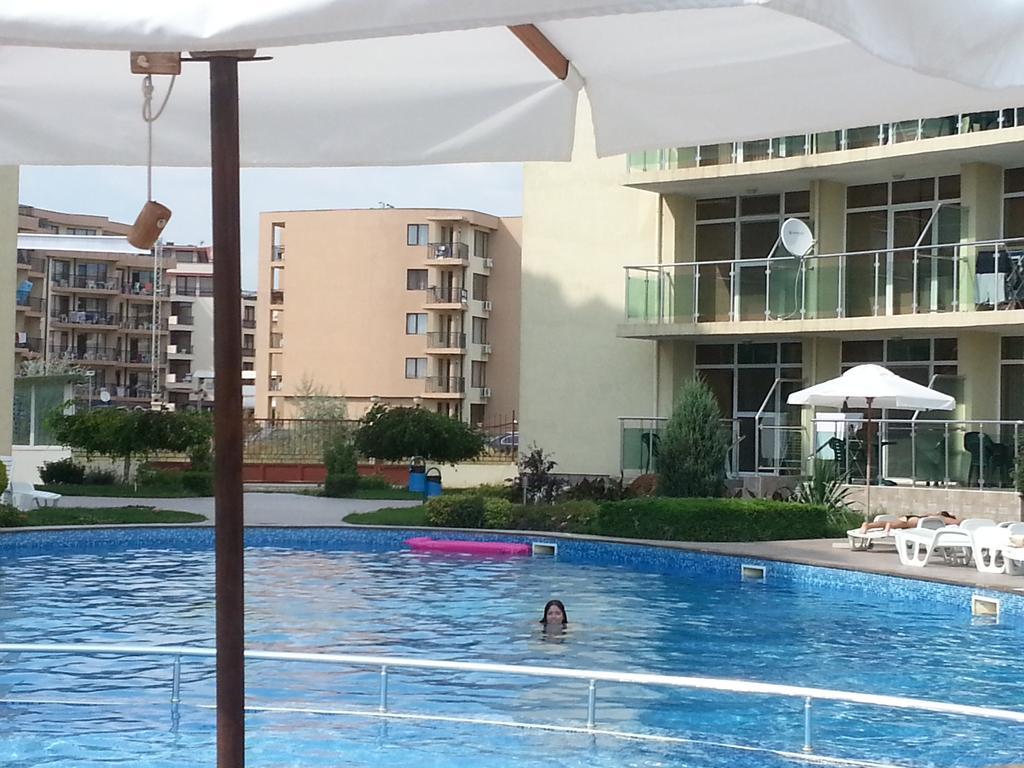 Julia Family - Menada Apartments Sunny Beach Ngoại thất bức ảnh